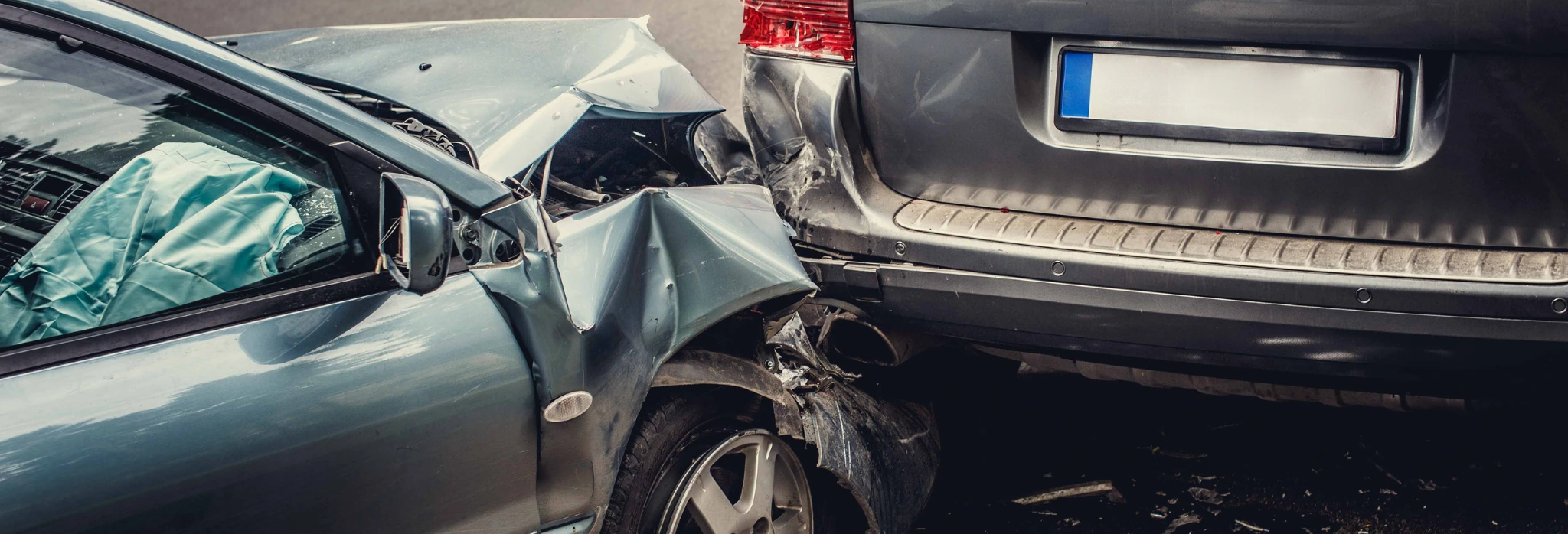 Τρακαρισμένα αυτοκίνητα.