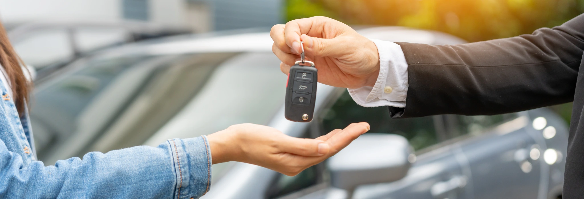 Παράδοση κλειδιών αυτοκινήτου.