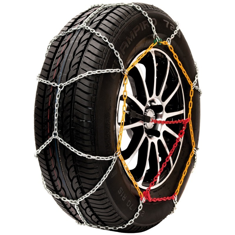 Λάστιχο με συμβατικές αντιολισθητικές αλυσίδες.